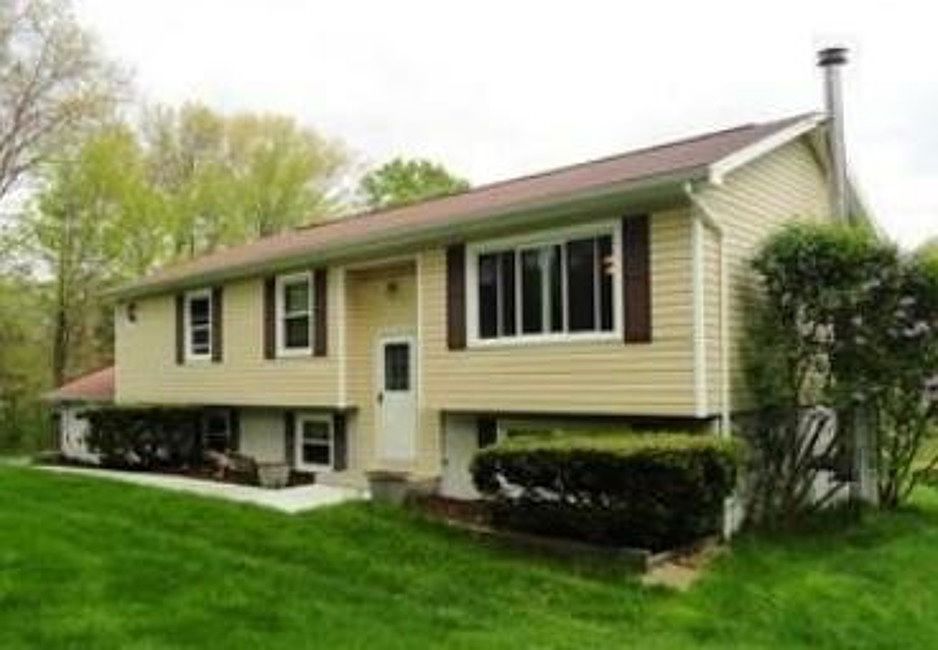 122 Susan Dr, Poughquag, NY 12570 MLS 0 Zillow