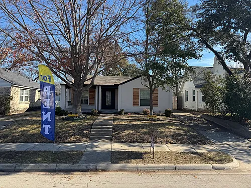 3253 Cockrell Ave Photo 1
