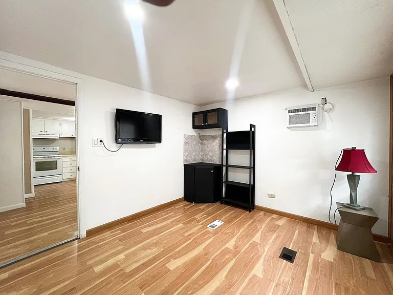 3120 W Hallandale Beach Blvd #430 — Photo 5