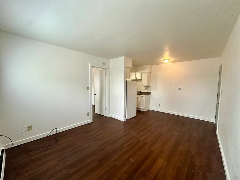 1485 Meadowview Dr #2 — Photo 5