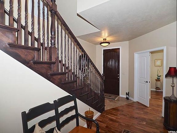 4th image of 9156 S Jordan Oaks Dr