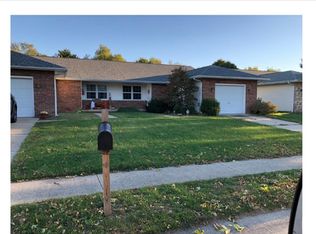 2516 Austin Dr, Springfield, IL 62704