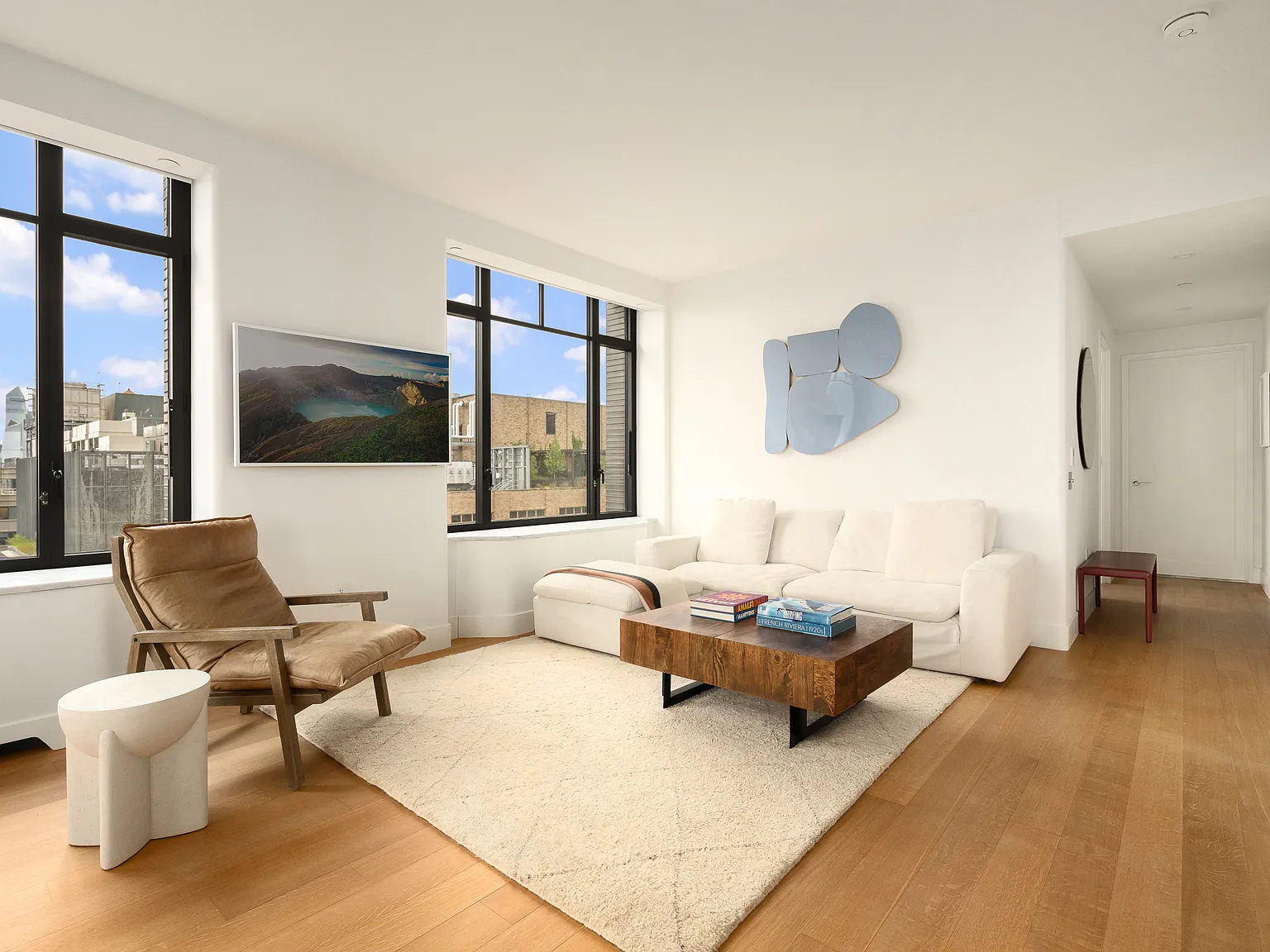 110 Charlton Street — Photo 3