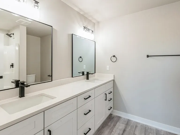 14212 Springbrook Trl — Photo 8