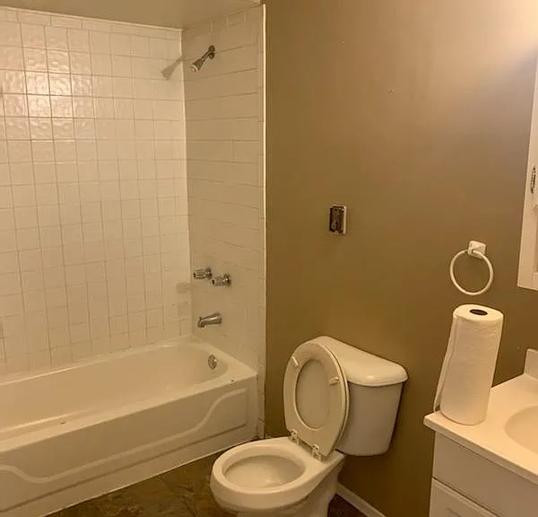 217 Warner St #1 — Photo 3