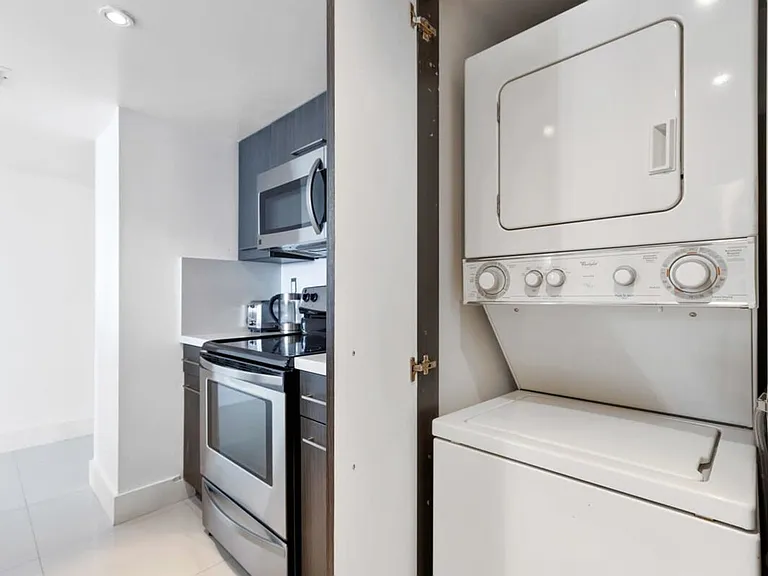 Washer/Dryer