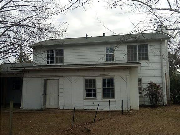 2nd image of 5118 10th Ave E