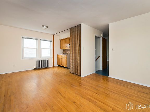 3rd image of 119-12 227th St