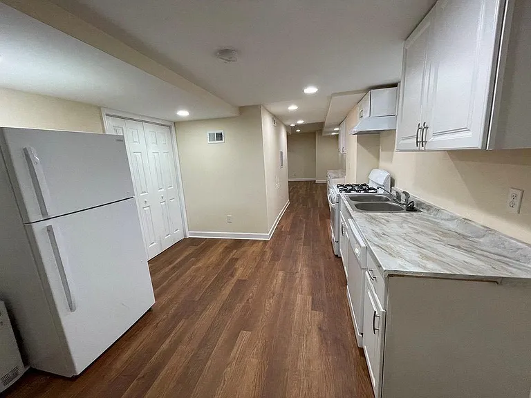 2106 Pawnee Dr SE — Photo 15