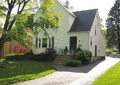 774 Euclid Ave photo 1