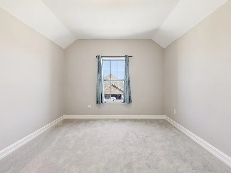 1512 Quentin Dr — Photo 26
