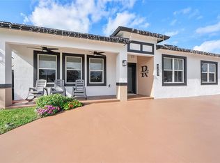 8211 NW 74th Ave, Tamarac, FL 33321