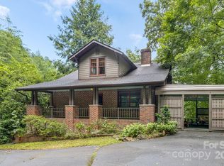 257 Henderson Dr, Hot Springs, NC 28743