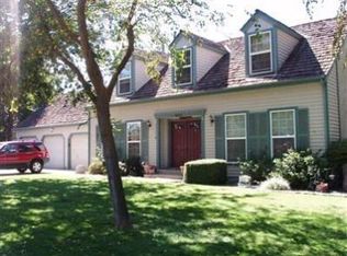 9805 Oak Knoll Ave, Oakdale, CA