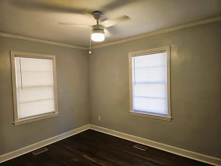 1510 Clarksville Dr — Photo 17