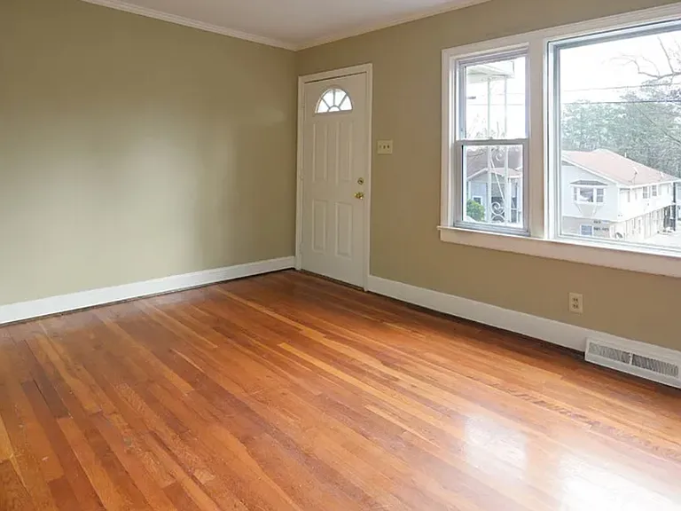 2206 Fitzgerald Ave — Photo 4