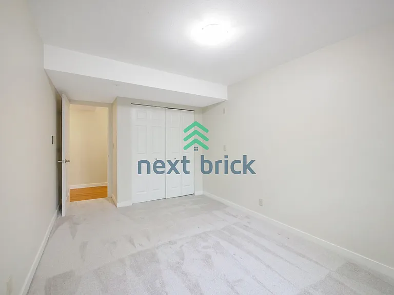 14469 NE 12th Pl — Photo 28
