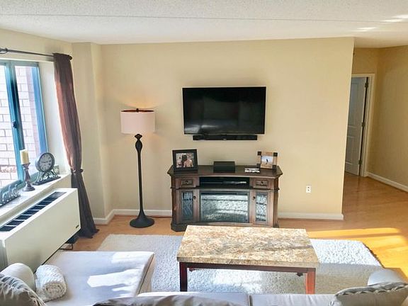 3rd image of 136 Beach 117 Street