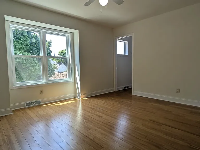 2118 N Palmer St — Photo 20