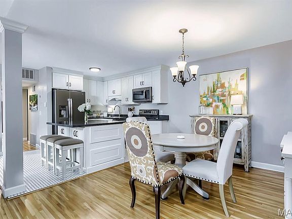 3rd image of 7571 Wellington Way APT 3B