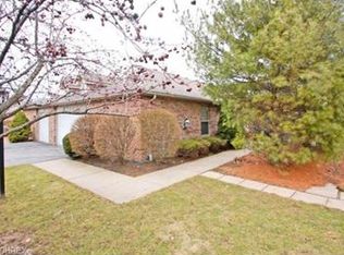2757 Shakespeare Ln, Avon, OH 44011