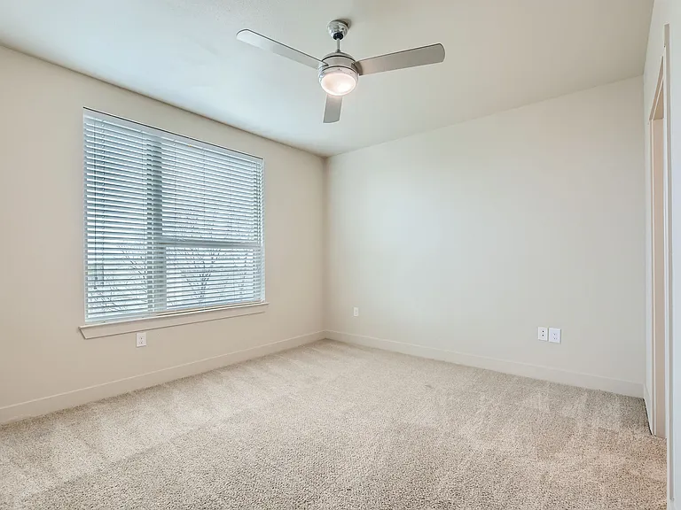 The Lucas Apartments — Photo 56
