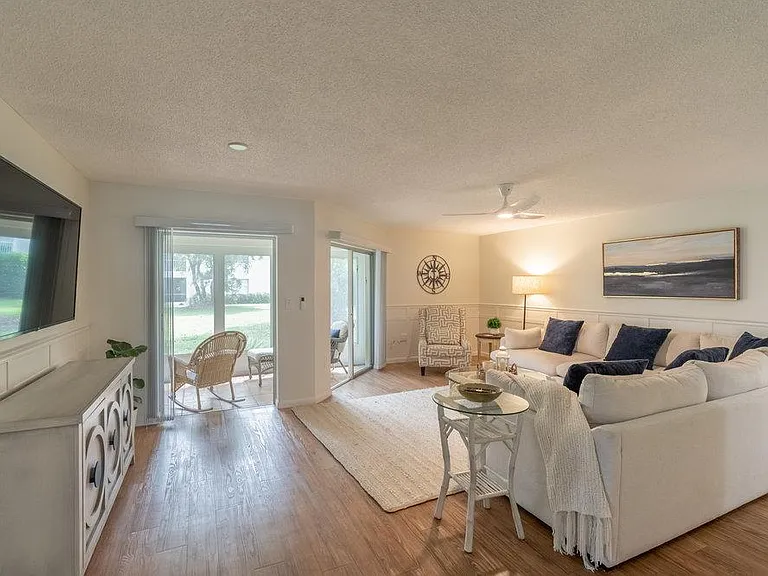 3200 Binnacle Dr #H1 — Photo 30
