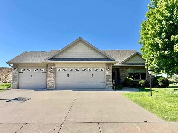 785 Yorkshire St, North Liberty, IA 52317