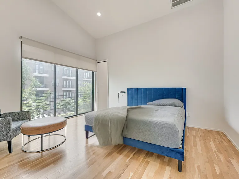 2304 N Garrett Ave #1 — Photo 10