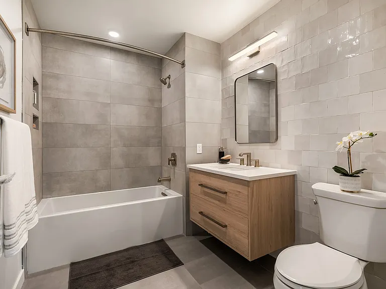 7 South Highland — Photo 17