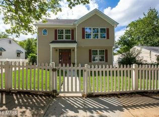 6807 Goodwin St, Hyattsville, MD 20784