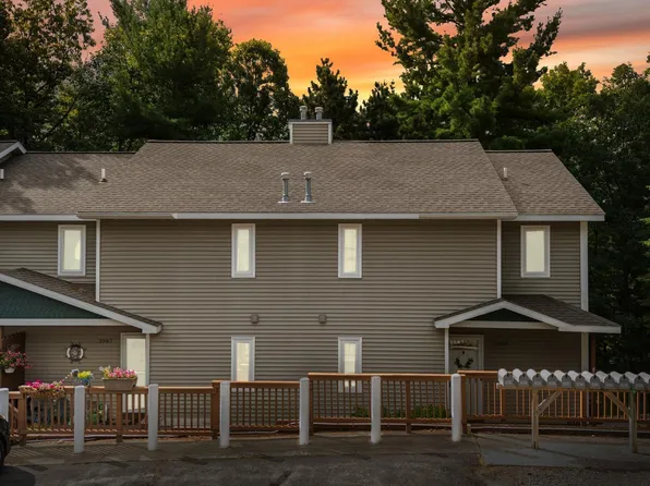 3969 Sherwood Forest Dr, Traverse City, MI 49686