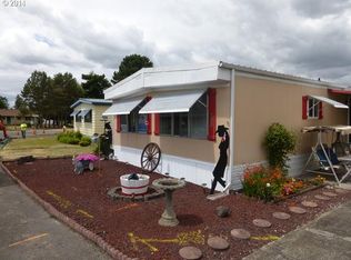 3733 Sunshine Cir, Hubbard, OR 97032