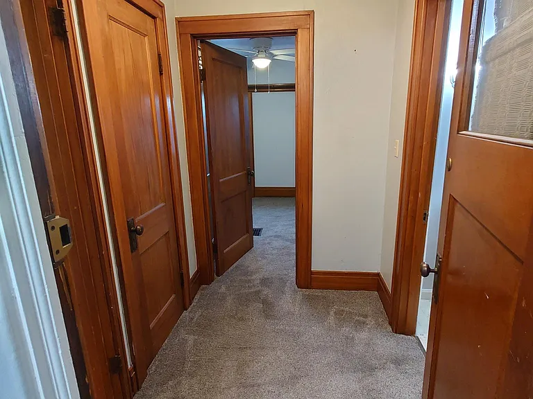 64U Parkwood Ave — Photo 20