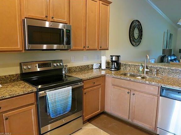 4th image of 9532 Avellino Way Unit 2725