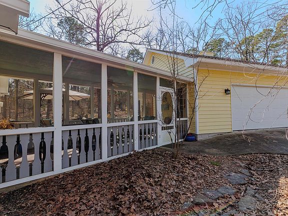 4th image of 16725 Highway 300