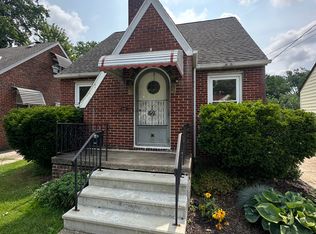 12523 North Rd, Cleveland, OH 44111