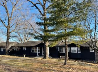 106 Woodside Ln, Rogers, AR 72756