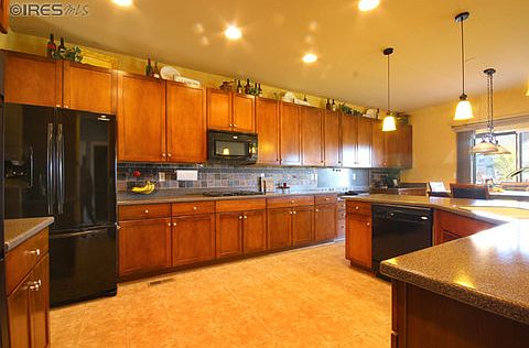4th image of 1680 Aylesbury Ct