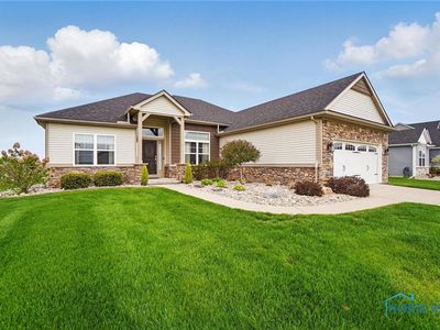1568 Blackhawk Dr, Waterville, OH, 43566