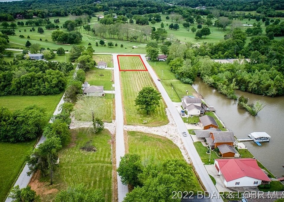 2nd image of 33 & 34 Screech Owl Cir