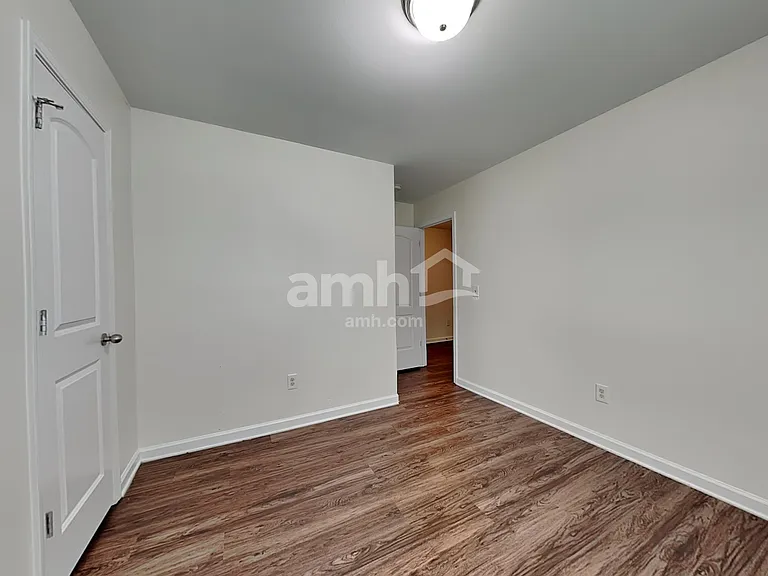 5039 Hogan Point Ct — Photo 20