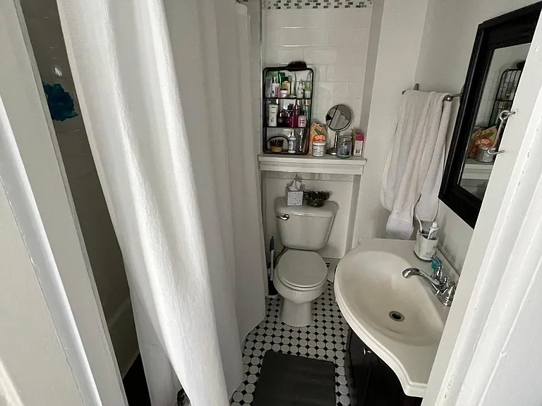 63 Shady Lea Rd — Photo 9
