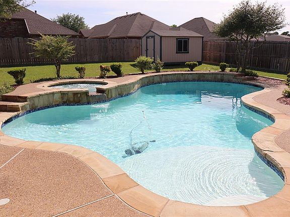 5th image of 4841 Monarch Dr