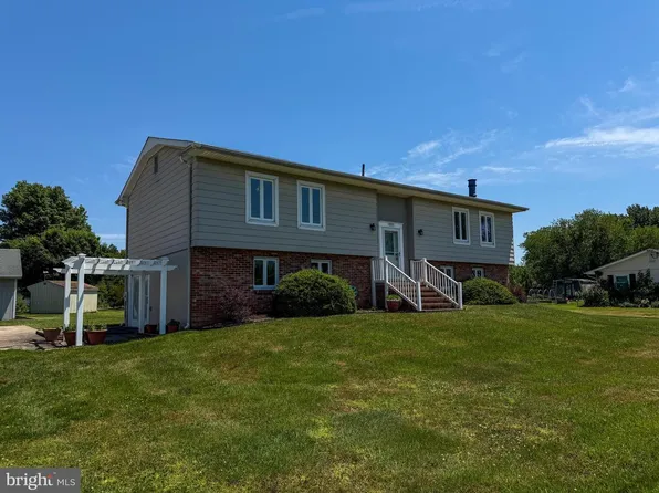1331 Calvert Rd, Chester, MD 21619