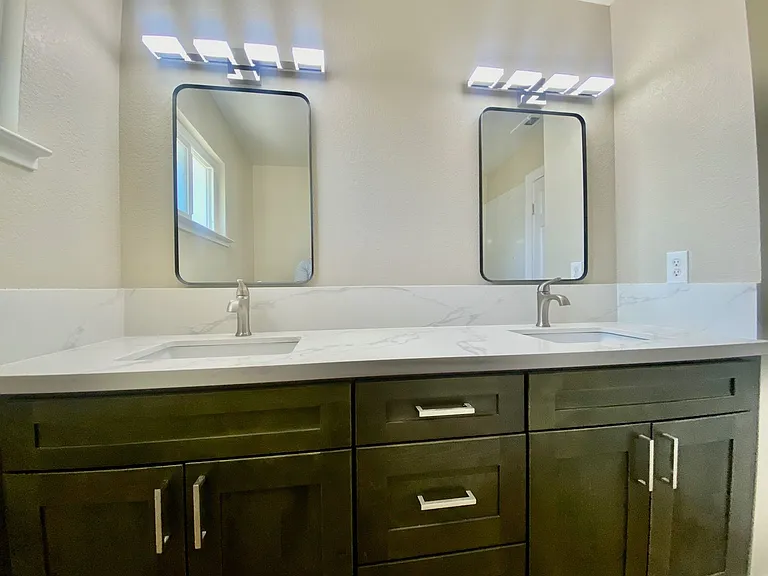 7349 Cross Dr — Photo 22