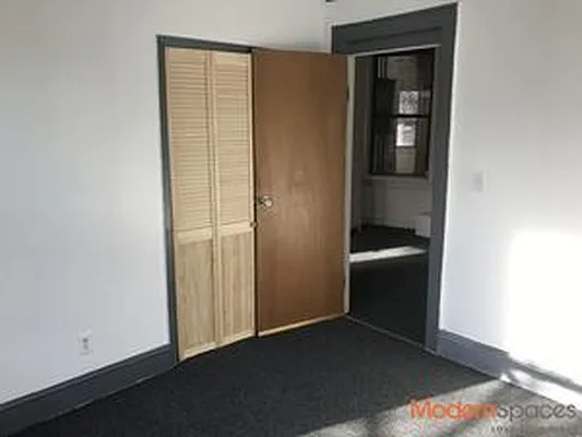 Rented by Bold New York | media 20