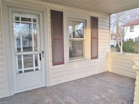 3rd image of 344 West St