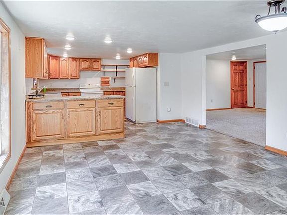 4th image of N2574 Twin Pine Ln