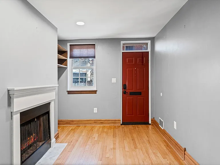 900 Harden Ct — Photo 16
